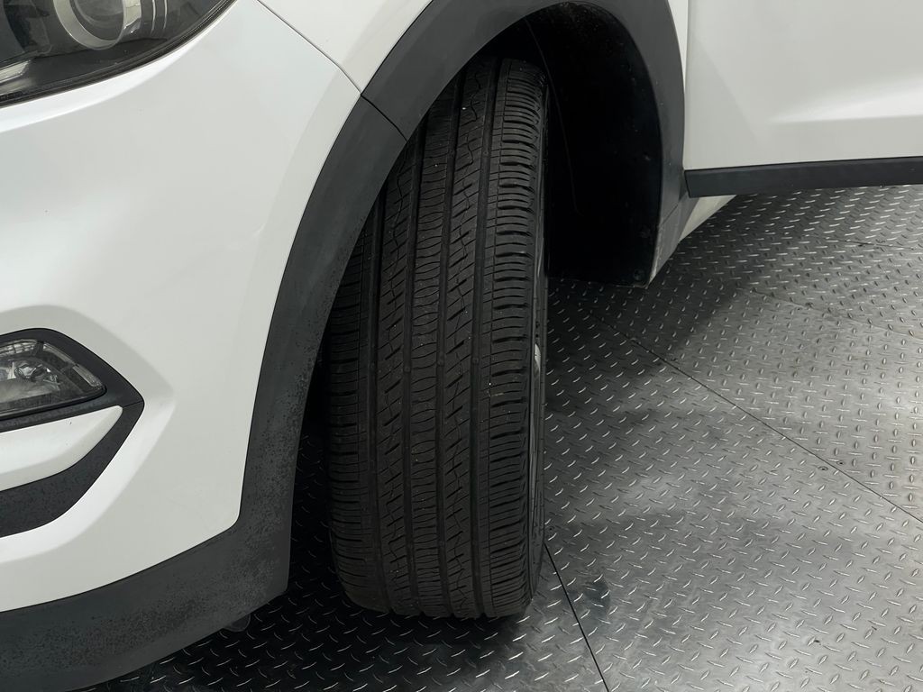 2017 Hyundai Tucson Image 34