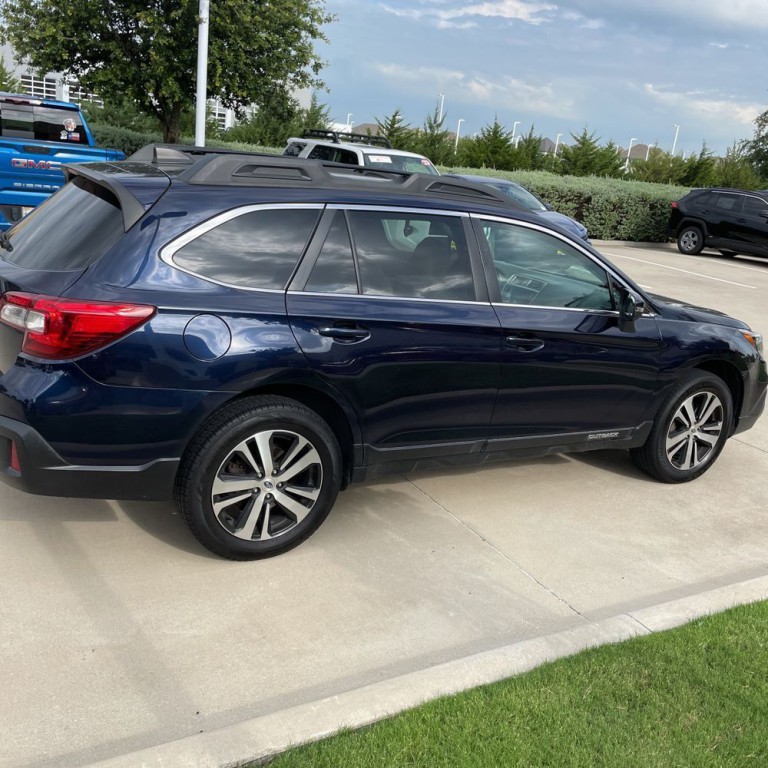 2018 Subaru Outback Image 3