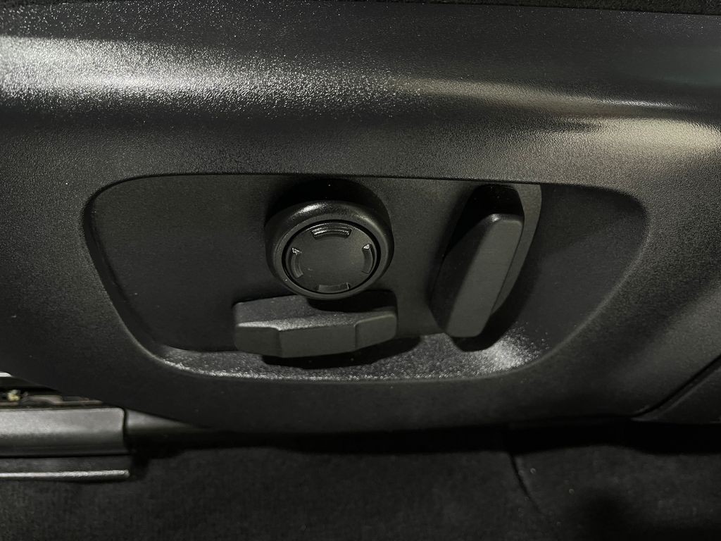 2020 Land Rover Range Rover Evoque Image 18