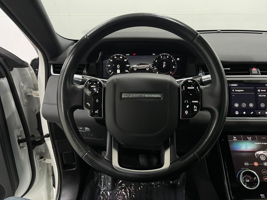 2020 Land Rover Range Rover Evoque Image 23
