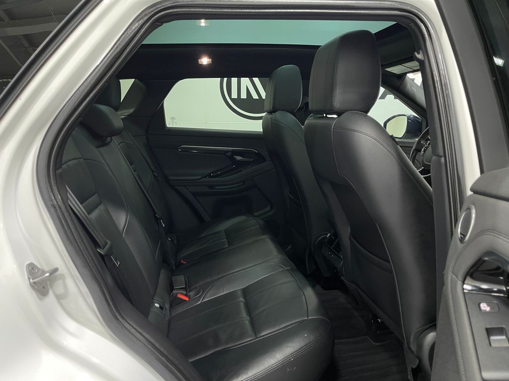 2020 Land Rover Range Rover Evoque Image 32