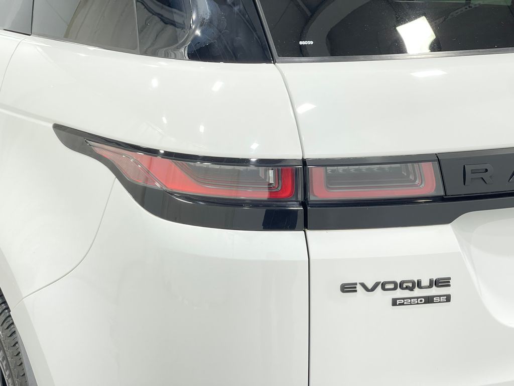 2020 Land Rover Range Rover Evoque Image 35