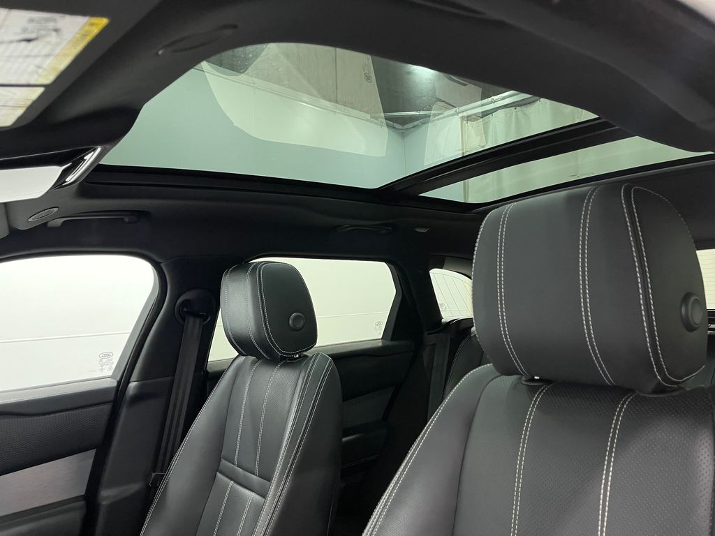 2021 Land Rover Range Rover Image 12