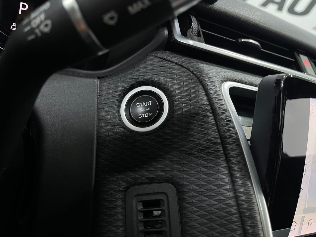 2021 Land Rover Range Rover Image 22