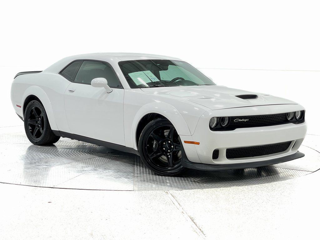 2021 Dodge Challenger Image 2