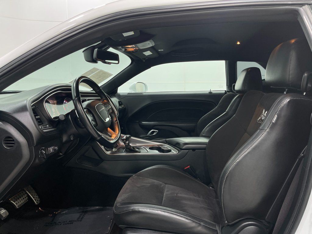 2021 Dodge Challenger Image 13