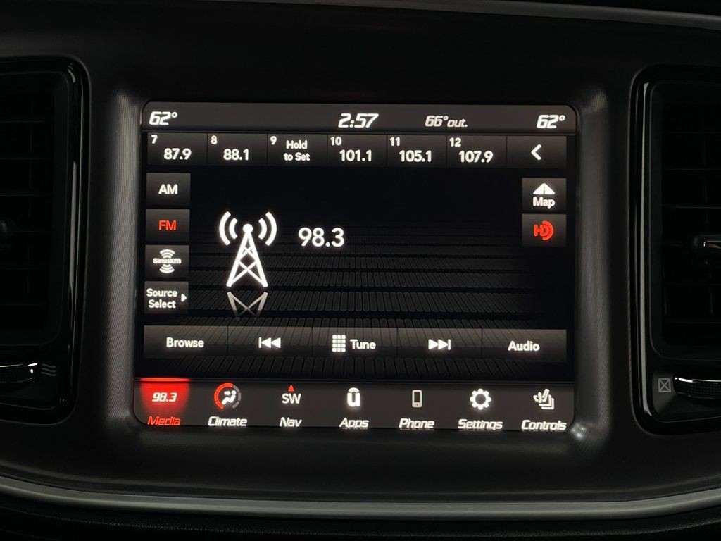 2021 Dodge Challenger Image 23