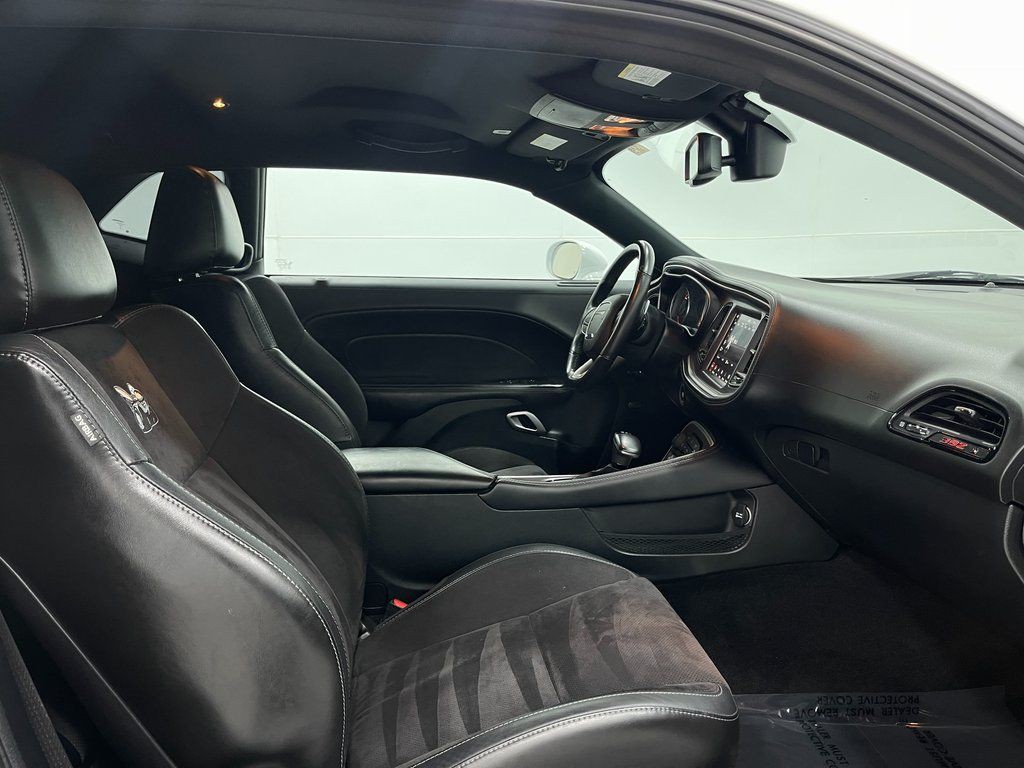 2021 Dodge Challenger Image 31
