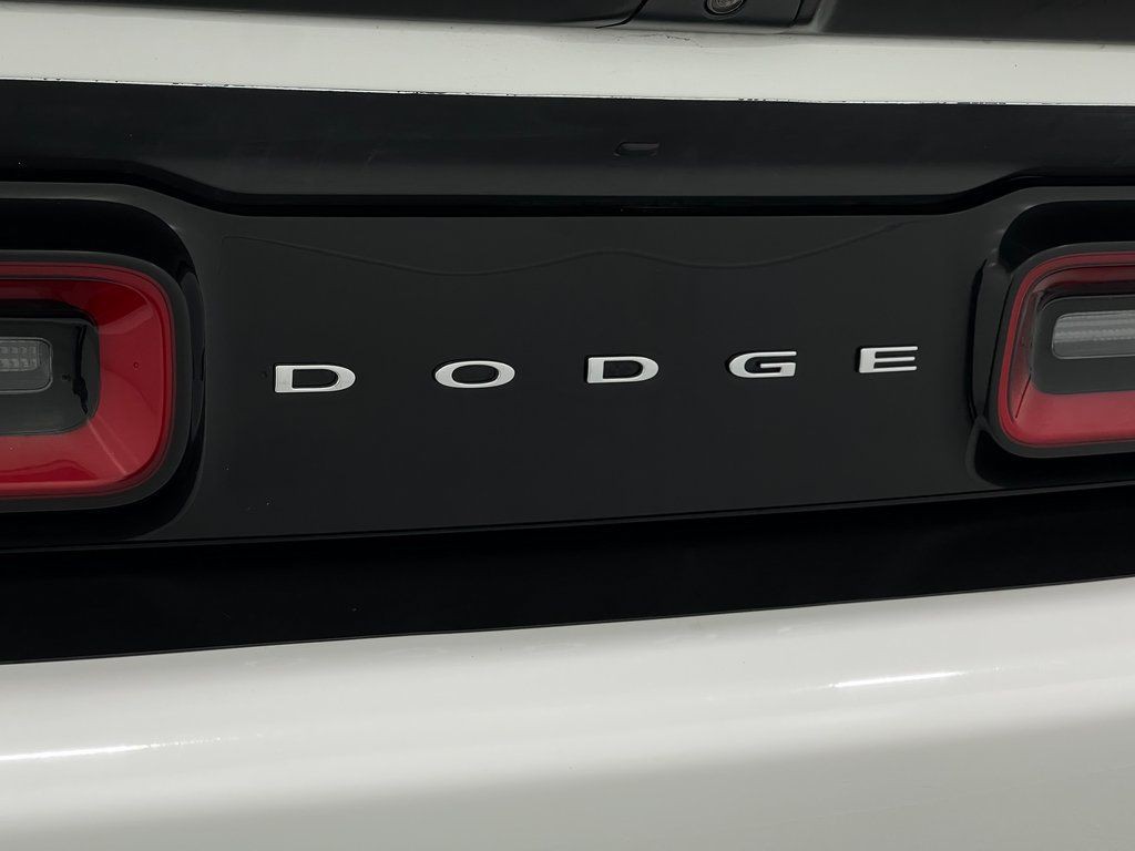 2021 Dodge Challenger Image 37
