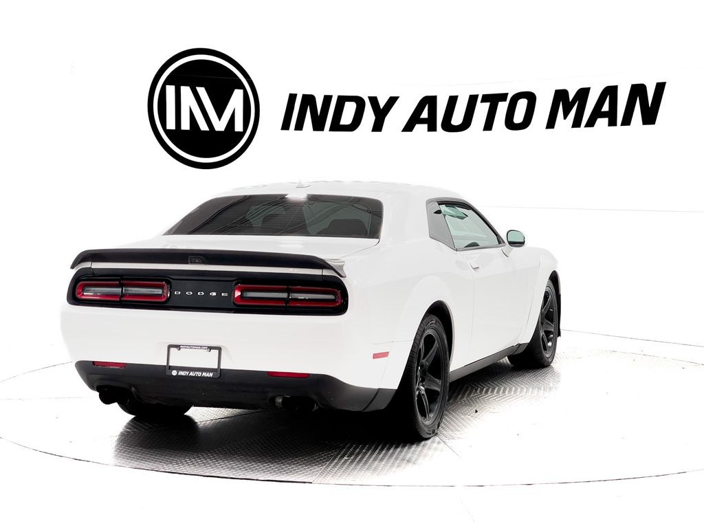 2021 Dodge Challenger Image 4
