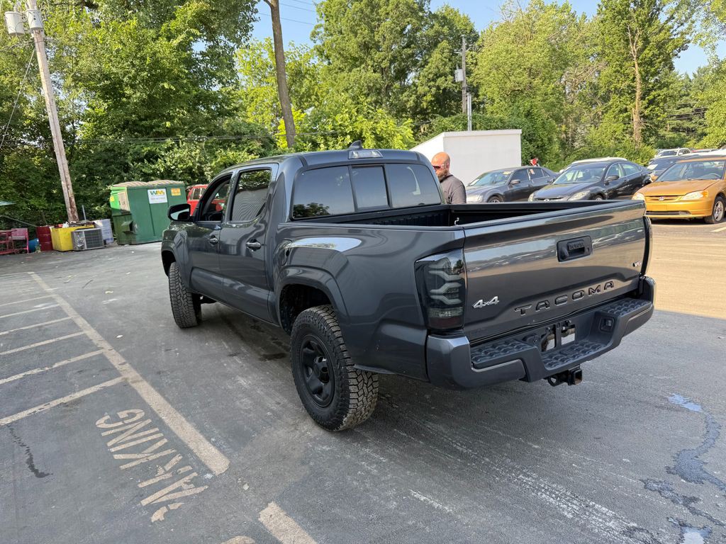 2022 Toyota Tacoma Image 6