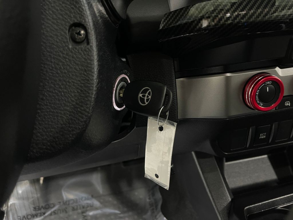 2022 Toyota Tacoma Image 19