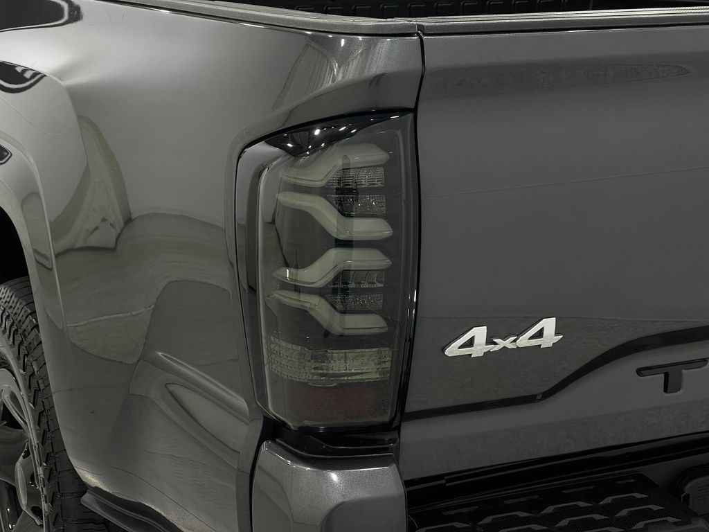 2022 Toyota Tacoma Image 33