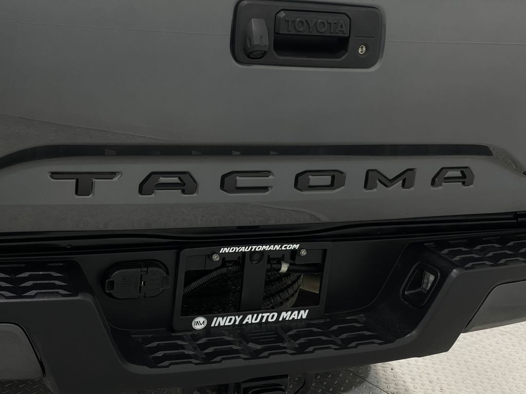 2022 Toyota Tacoma Image 38