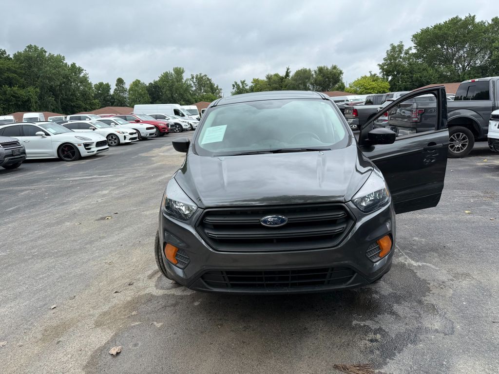 2018 Ford Escape Image 2