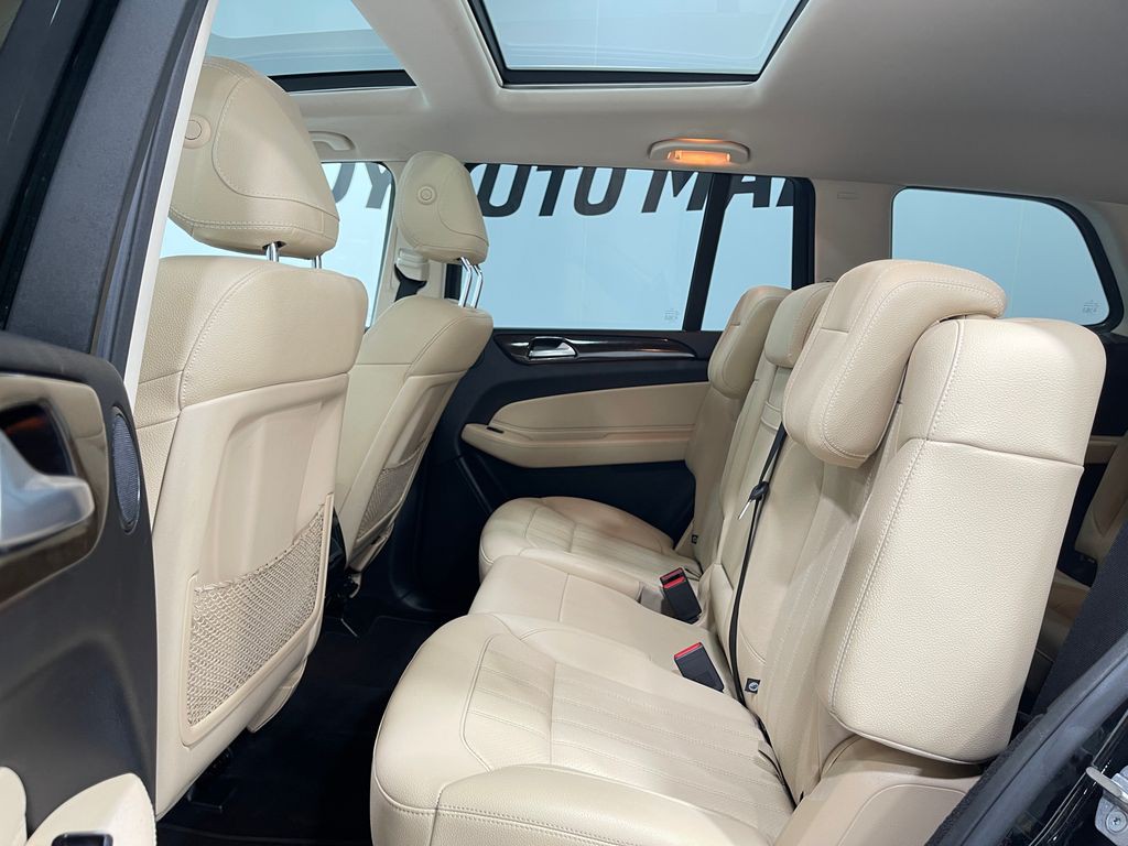 2018 Mercedes-Benz GLS-Class Image 31