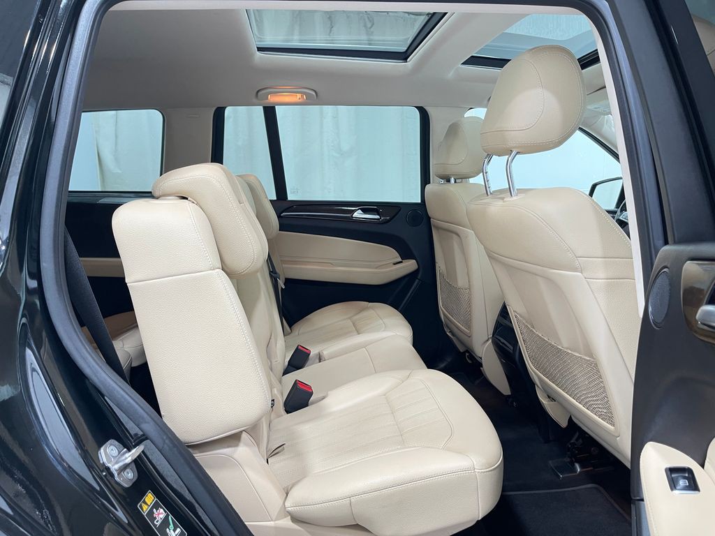 2018 Mercedes-Benz GLS-Class Image 34