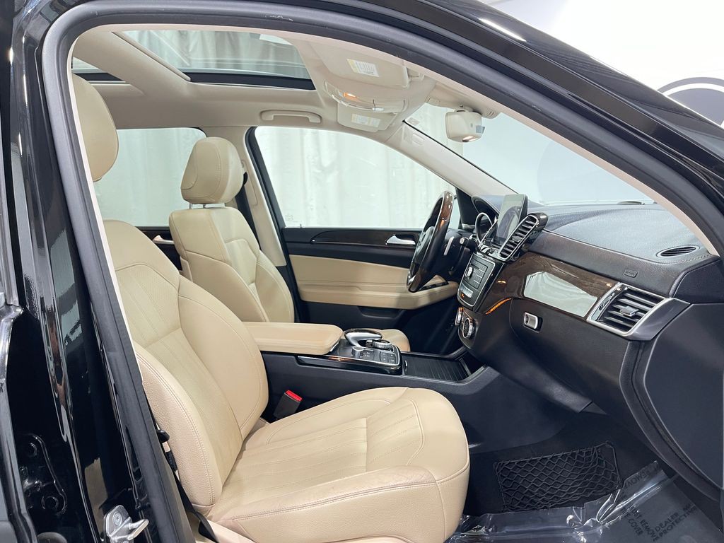 2018 Mercedes-Benz GLS-Class Image 35