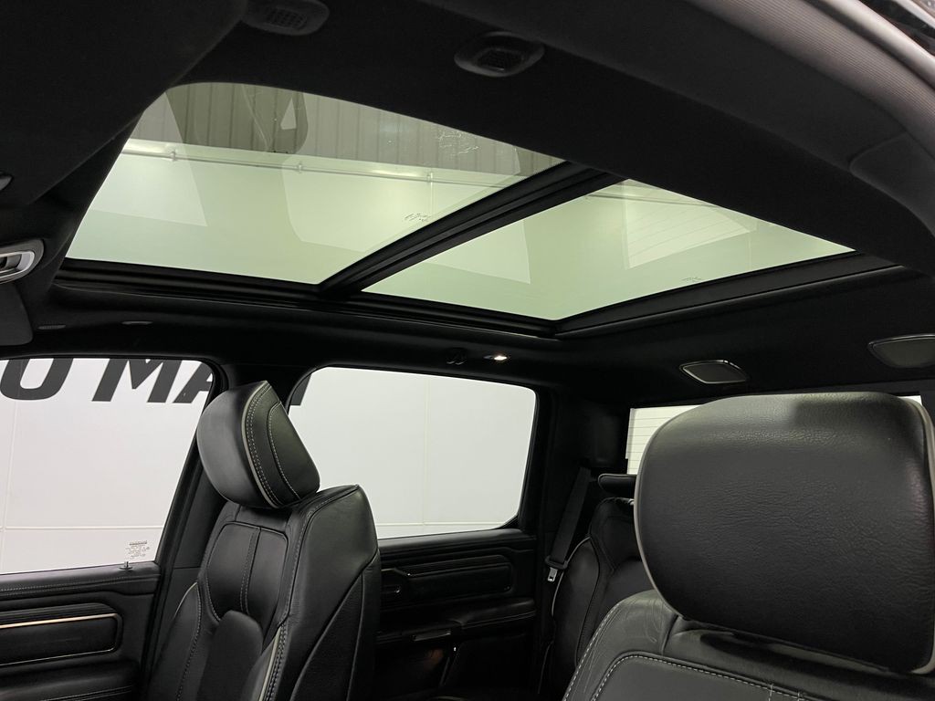 2020 RAM 1500 Image 12