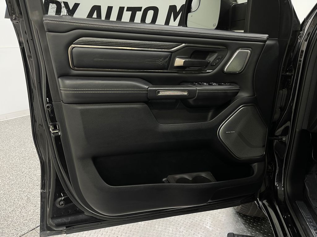 2020 RAM 1500 Image 16