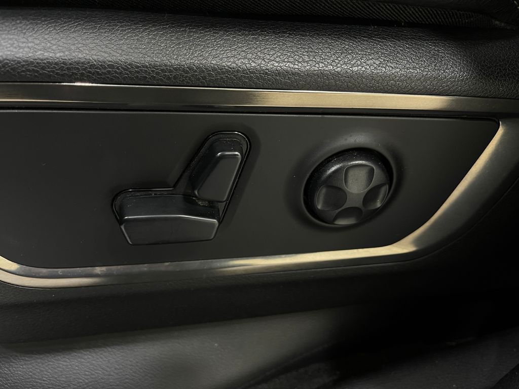 2020 RAM 1500 Image 18