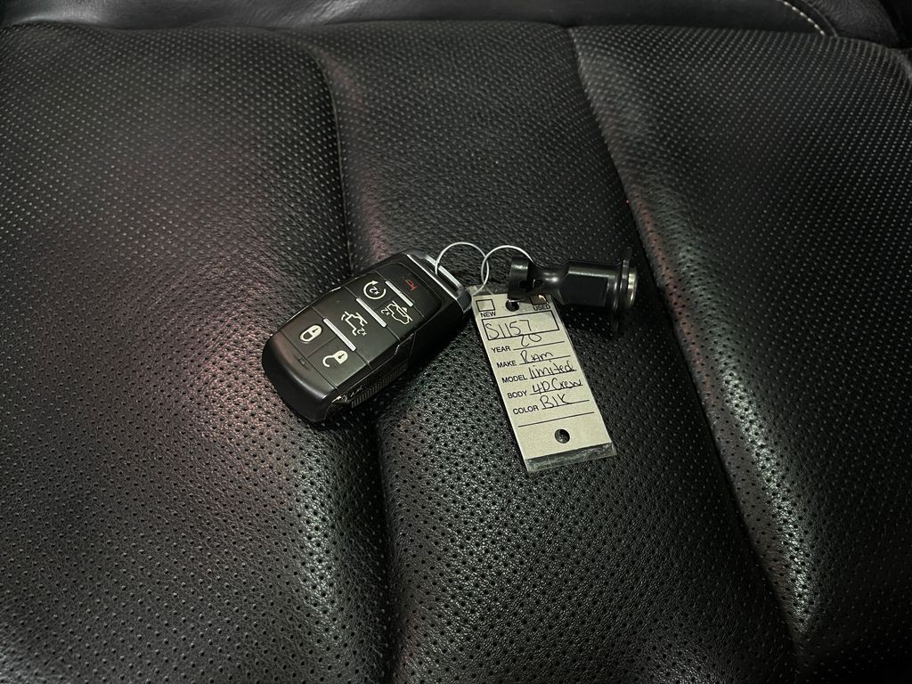 2020 RAM 1500 Image 37