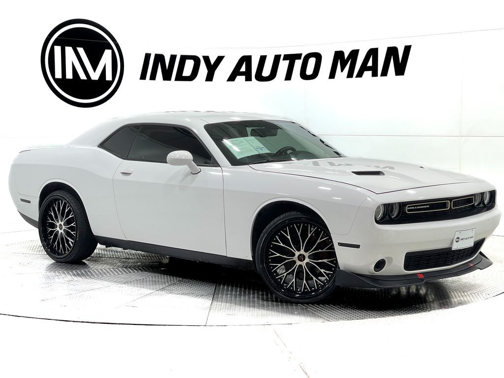2019 Dodge Challenger Image 2