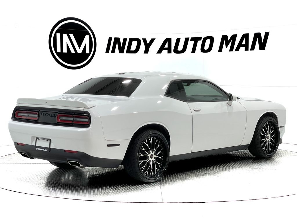 2019 Dodge Challenger Image 4