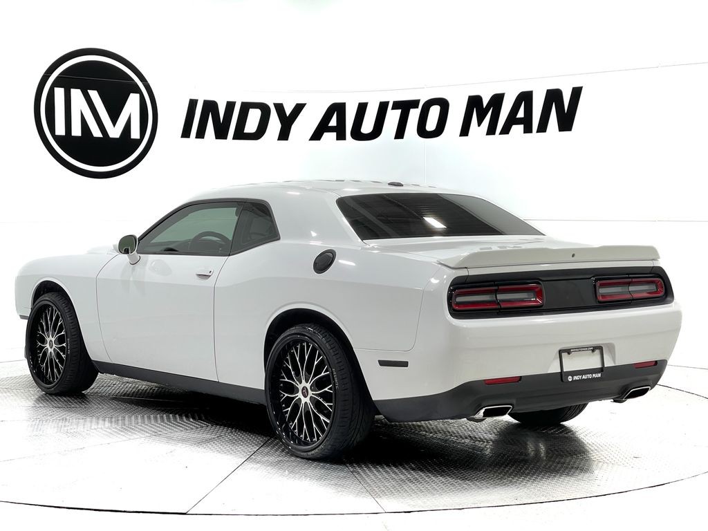 2019 Dodge Challenger Image 6