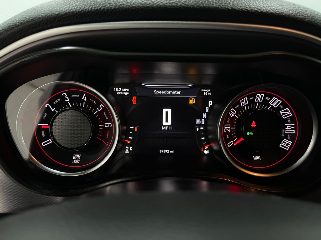 2019 Dodge Challenger Image 22