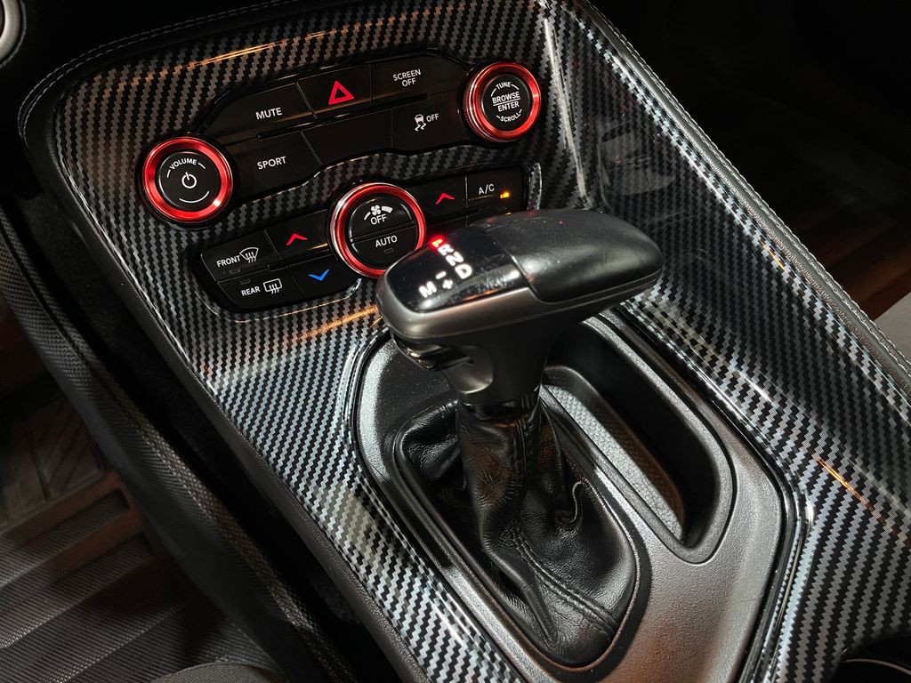 2019 Dodge Challenger Image 28