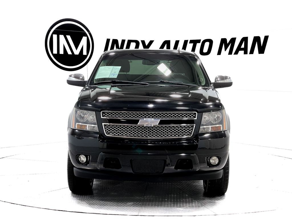 2013 Chevrolet Avalanche Image 9