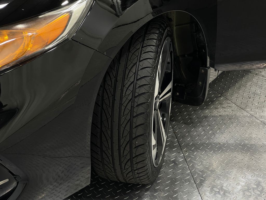 2014 Honda Civic Image 34