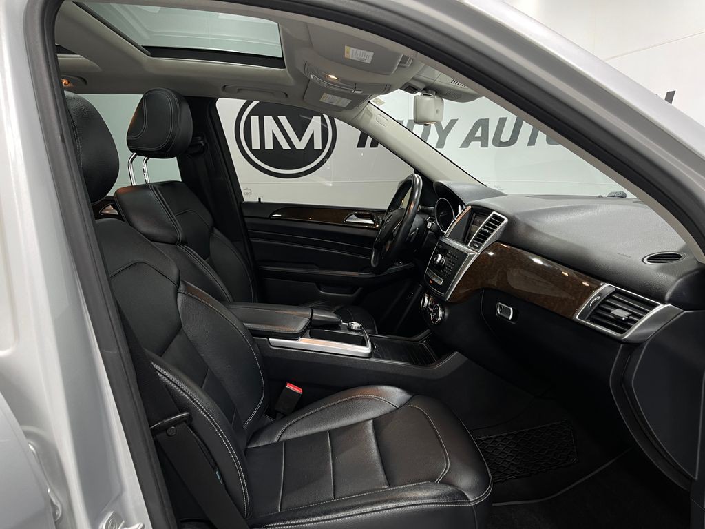 2015 Mercedes-Benz M-Class Image 32