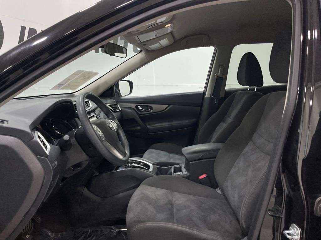 2016 Nissan Rogue Image 11