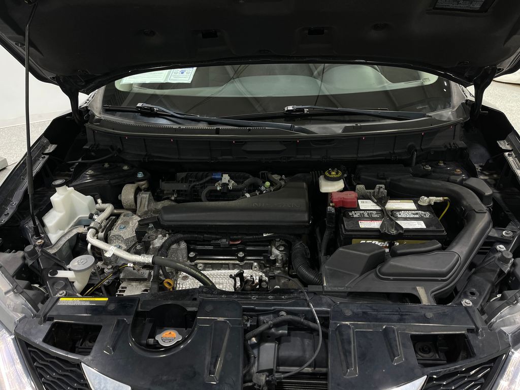 2016 Nissan Rogue Image 24