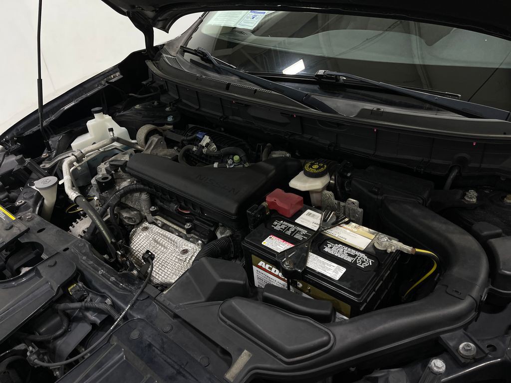 2016 Nissan Rogue Image 25