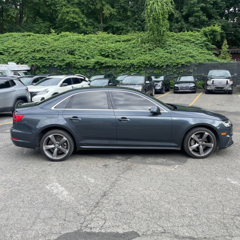 2017 Audi A4 Image 3