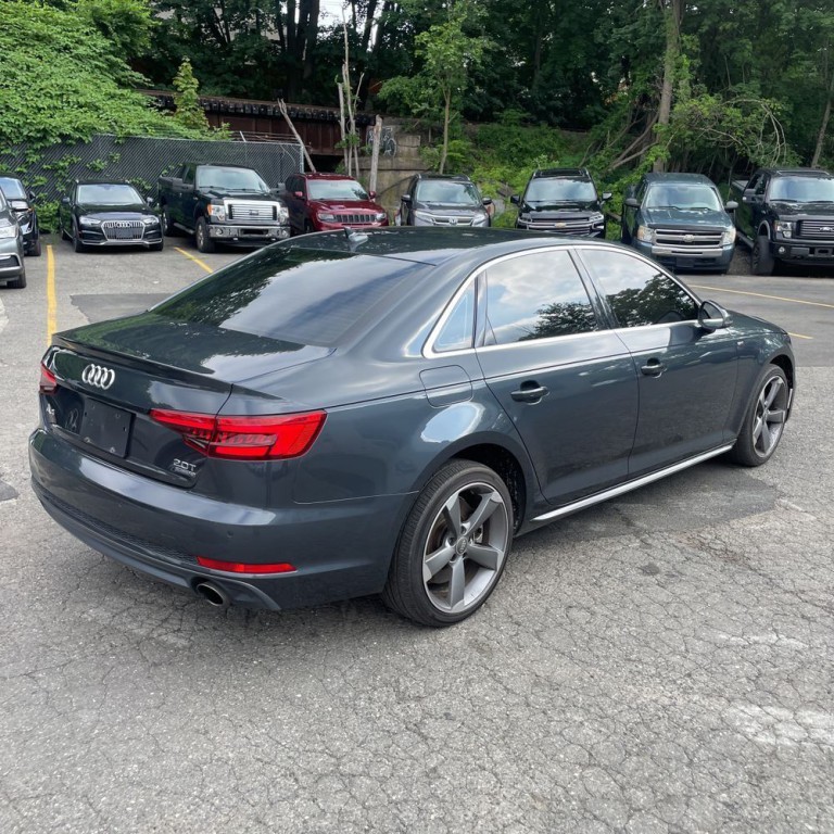 2017 Audi A4 Image 5