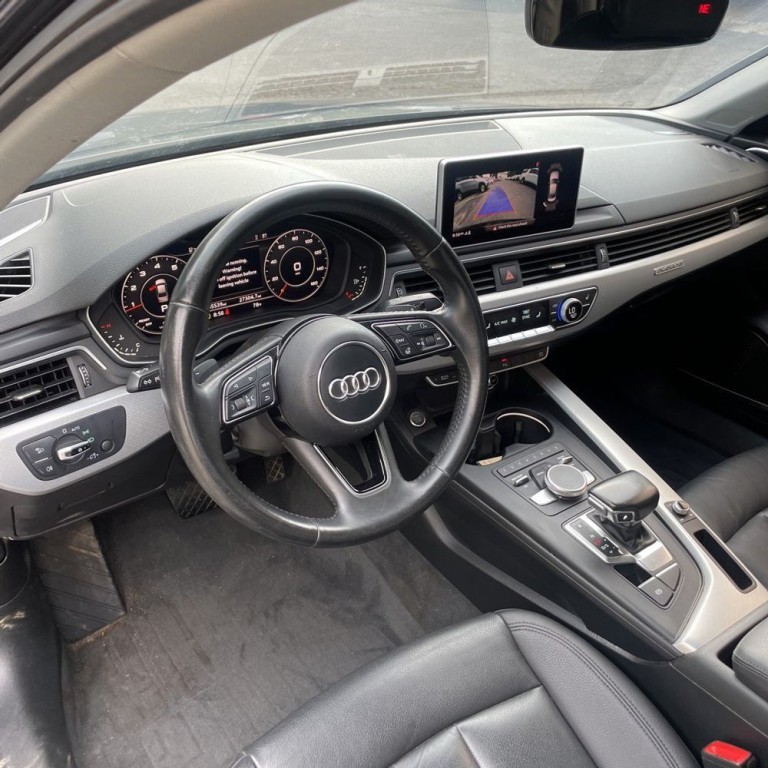 2017 Audi A4 Image 10