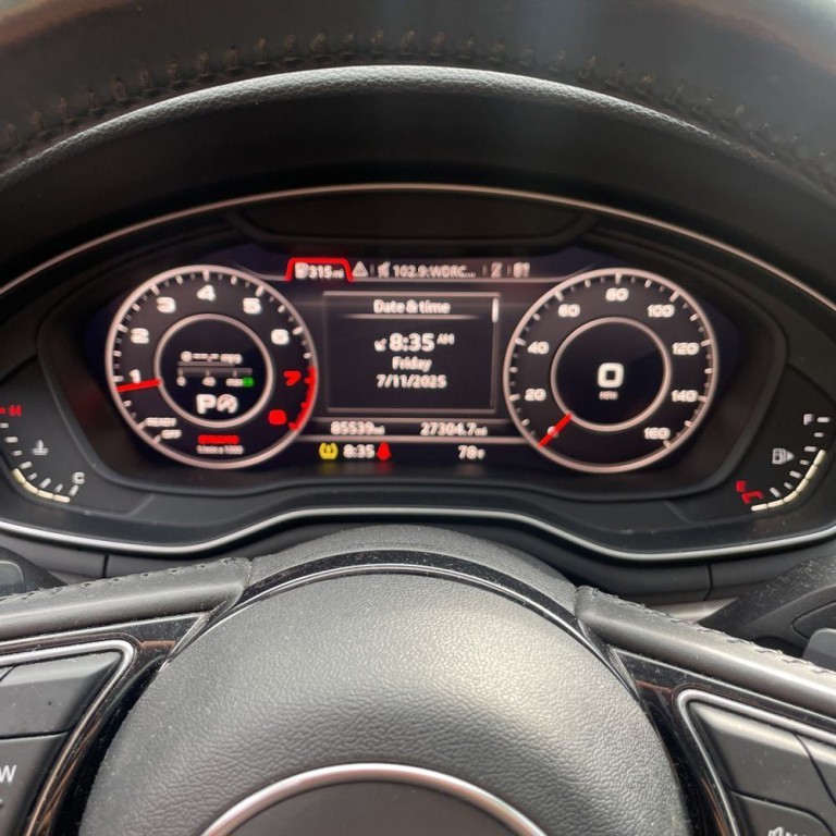 2017 Audi A4 Image 11