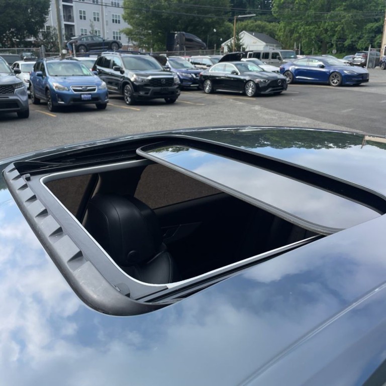 2017 Audi A4 Image 16