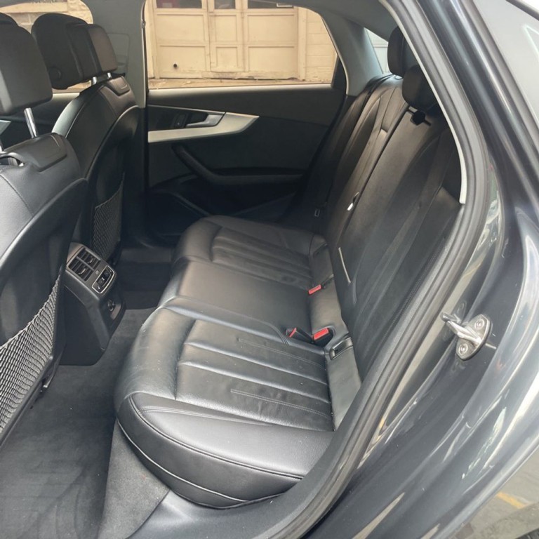 2017 Audi A4 Image 19