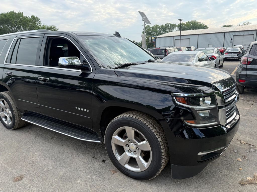 2017 Chevrolet Tahoe Image 1