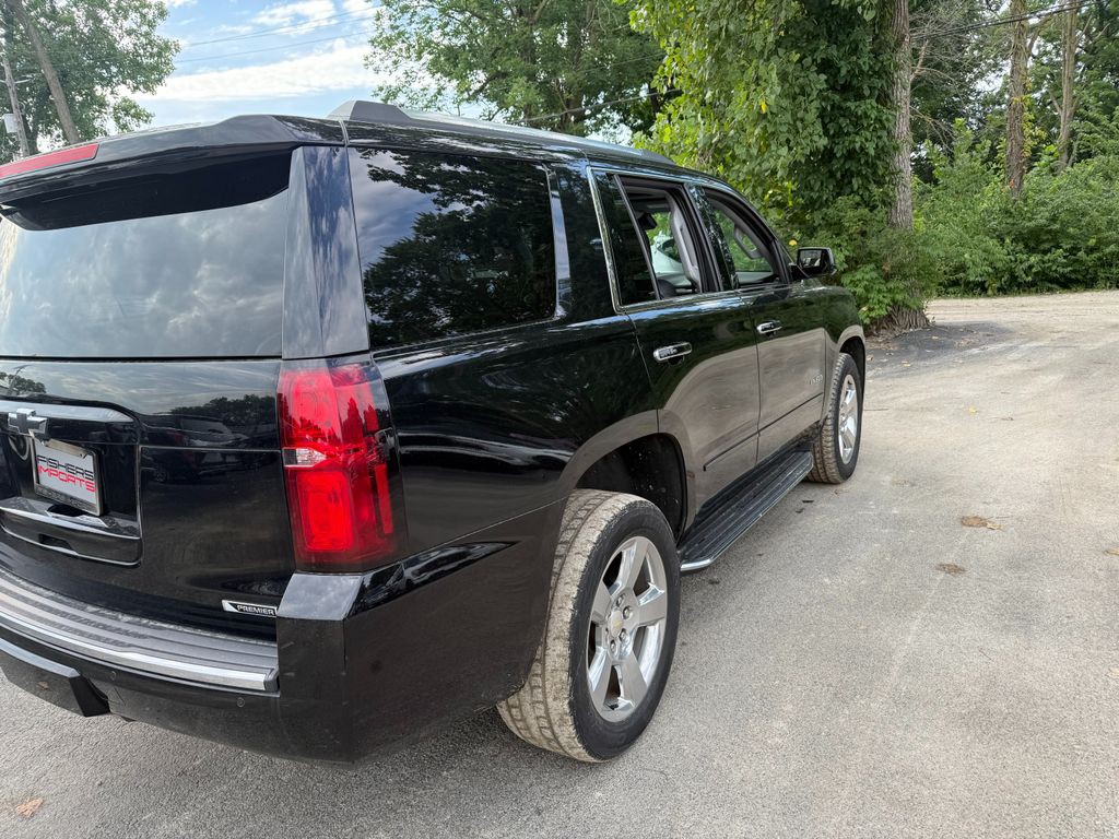 2017 Chevrolet Tahoe Image 6