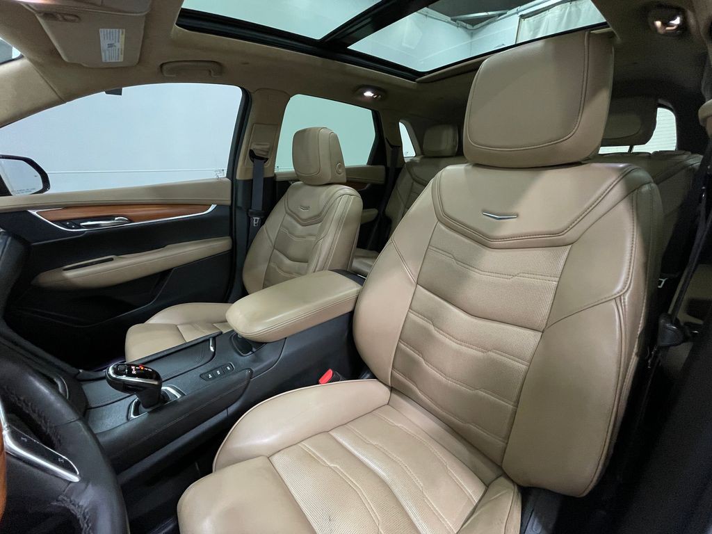 2017 Cadillac XT5 Image 15