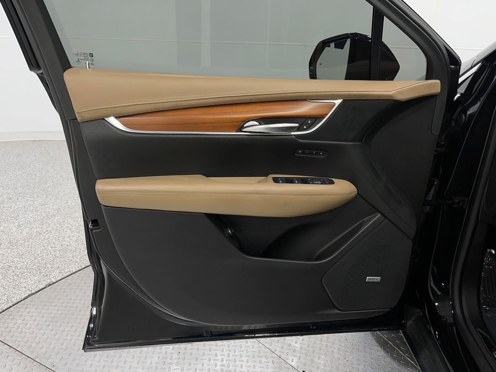 2017 Cadillac XT5 Image 16