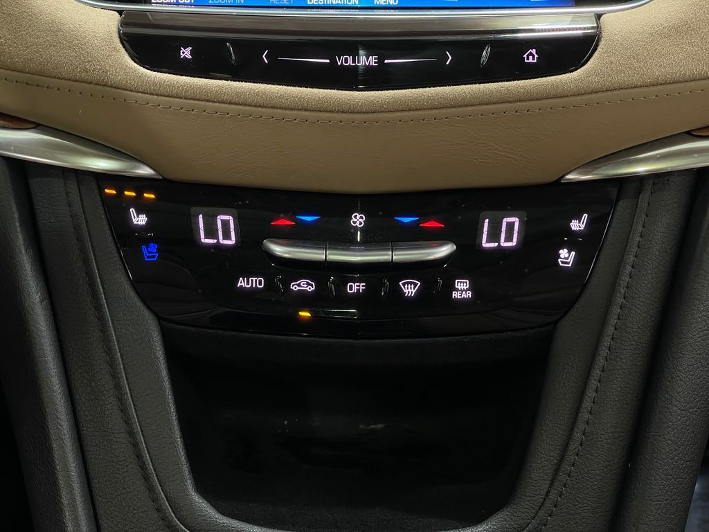 2017 Cadillac XT5 Image 25