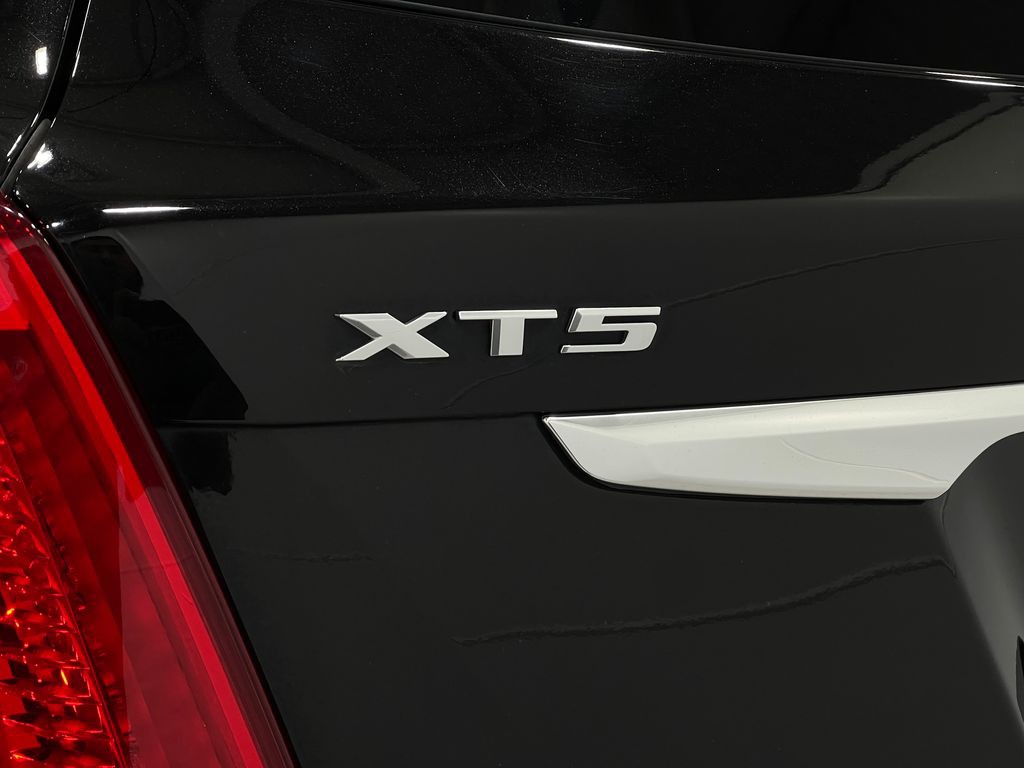 2017 Cadillac XT5 Image 39