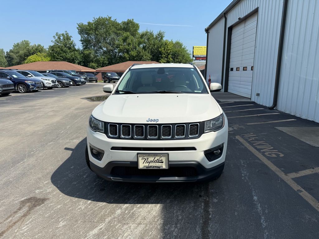 2018 Jeep Compass Image 2